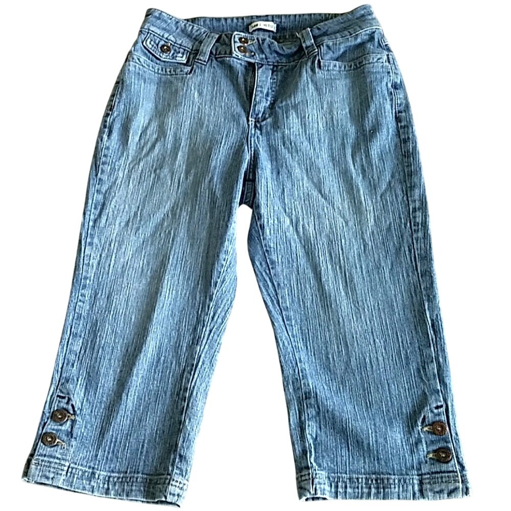 Lee Capri Jeans Womens 8M Blue Cotton Stretch Y2K Mid Rise Button Hem Crop Denim